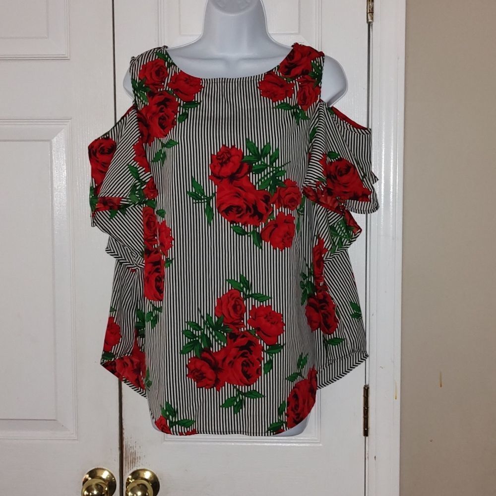 Time To Bloom Rose and Striped Print Cold Shoulder Top Sz 1X